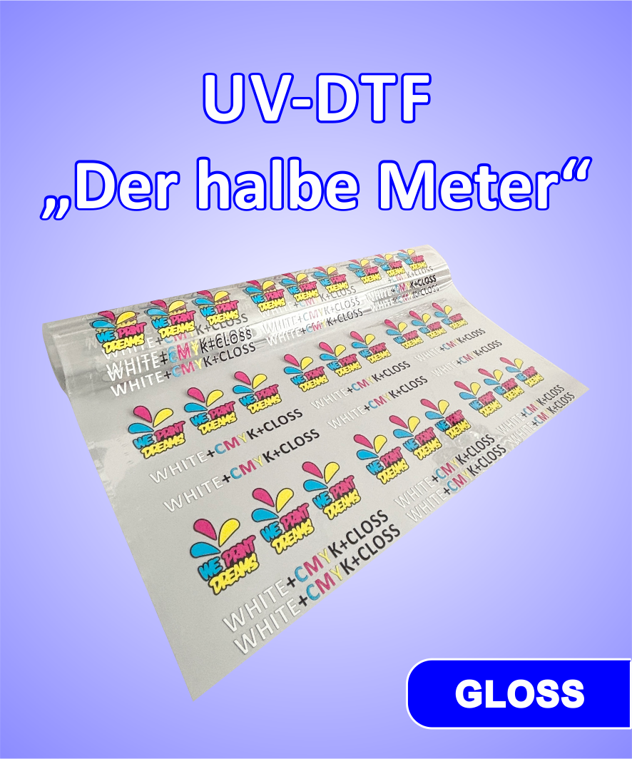 UV-DTF- oder RubOn-Sticker für die Veredlung unterschiedlicher Materialien im Bereich Werbemittel, Werbung und Merchandise. Die selbstklebenden und kratzfesten Aufkleber lassen sich leicht verarbeiten und es ist kein entgittern nötig.